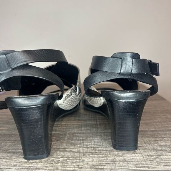 Cole Haan Black snake skin Leather wedge sandal Womens size 6.5b - Picture 4 of 8